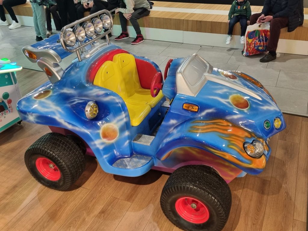 plavi dzip klackalica